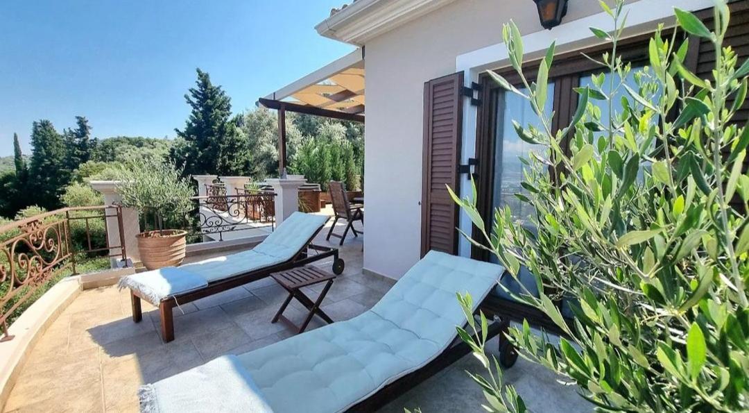 Aquilina Villa Apolpaina Luaran gambar